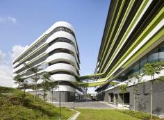 
                    
                        Singapore University of Technology & Design | UNStudio; Photo © Hufton+Crow | Bustler
                    
                