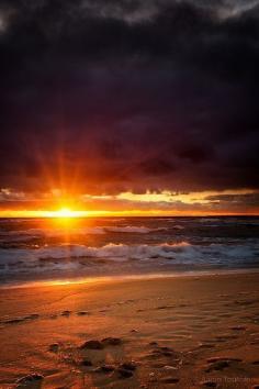 
                    
                        Levi Beach Sunset ~ Warnambool, Victoria, Australia
                    
                