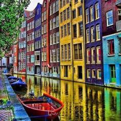 
                    
                        SO COLORFUL AND FINE. Amsterdam, The Netherlands
                    
                