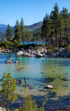 
                    
                        Sand Harbor, Lake Tahoe, Nevada. WANT TO GO!
                    
                