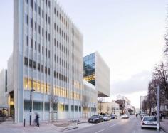 
                    
                        Hachette Livre Headquarters | Jacques Ferrier Architectures; Photo: Luc Boegly | Archinect
                    
                