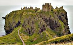 
                    
                        Scotland - Dunnottar Castle
                    
                