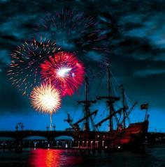 
                    
                        Best American Beach Towns for Fourth of July: Fourth of July fireworks in St. Augustine, Florida. Coastalliving.com
                    
                