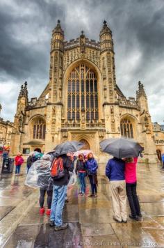 
                    
                        The Bath  Cathedral - A Day Trip From London
                    
                