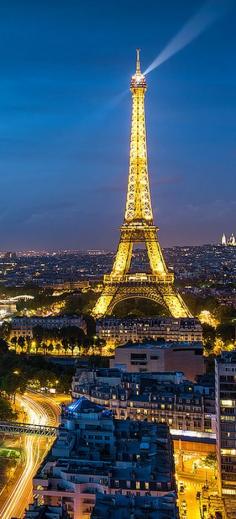 
                    
                        Pont Bir-Hakeim, Tour Eiffel & Sacré Coeur, Paris, France (HDR)
                    
                