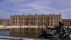 
                    
                        Tourists Will Soon Be Able to Sleep Over at Versailles | Smart News | Smithsonian
                    
                