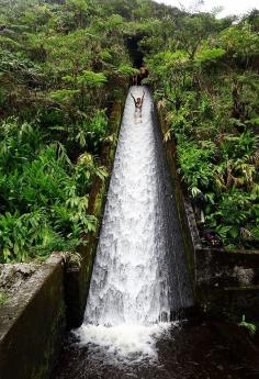 
                    
                        Flume Water Slide, Waimea, Hawaii #destination #paradise
                    
                