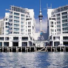 Hotel Features: The seven-story Hilton Auckland features 165 rooms with Wi-Fi, flat-panel TVs screening satellite channels and pay-per-view movies, DVD players, minibars, mini-fridges, coffeemakers, ironing facilities and hairdryers. All have private balconies, many boasting wonderful views of Waitemata Harbour, which surrounds the property. Non-smoking accommodations are available. Still more aquatic vistas await at FISH restaurant, celebrated for its fresh, sustainably sourced local seafood. Enjoy drinks after a long day in the cosmopolitan Bellini Bar. Work the calories off in fitness room and heated outdoor pool, replete with a nifty underwater viewing window, or on the jogging track. Meet your transportation needs courtesy of the airline, car rental and sightseeing desks. Families will appreciate the children's programs. Women traveling alone can opt to stay on the female-only floor.