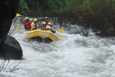 Tourists can experience the rafting activity while visiting Kannur district of Kerala. Availing the fascinating tour packages of Kerala offers wonderful opportunities for families and make your holiday more beautiful. Rafting is one of the water-based activities which is conducted in Kannur, Kerala. Tejaswini River located in Kannur in which full of rapids gushing through the thickets of the Western Ghats and riding in the rapids here is distinctive because of its tremendous scenery and Kerala monsoons.  If you are a beginner, then the experienced professionals will accompany with you and is available anytime between 7.00 am to 5.00 pm. On this two hour venture, rafting on the rapids of Upper Tejaswini which is a thin river flowing between Kannur and forests of Coorg with rapids and Lower Tejaswini create an everlasting experience in your life. You must take care of some necessary things which include t-shirt, shorts and Consumption of alcohol is strictly prohibited during this water activity for your safety. So camping at Kannur provides a wonderful experience in your life.