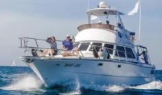 An elegant and custom super luxury #PhuketYachts with 1 Bedrooms. This is ideal charter boat for island hopping, fishing or even bespoke diving charters.Phuket is one of the world's most stunning destinations for yacht.