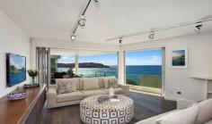3 bedroom / 3 bathroom luxury bondi beach villa with views of Beach, & Tea and coffee facilities, Quality linen, Terrace with the best view of Bondi Beach, Modern kitchen, fully equipped with stainless steel appliances & more. Book Now!