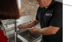 As a local company, you can trust our team to arrive promptly at your doorstep with the necessary tools. We also know that a plumbing issue can be a symptom of a significant problem. For this reason, we first assess your plumbing system to determine the best solution.