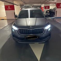 تجمع هذه السيارة الرياضية متعددة الاستخدامات (SUV) العصرية بين التصميم الأنيق والميزات المتطورة والعملية في الاستخدام اليومي، مما يجعلها خياراً ممتازاً للسائقين في جميع أنحاء الإمارات. هل تتطلع إلى شراء أو بيع السيارات في دولة الإمارات؟ تساعدك منصة CarAgency في العثور على عروض سيارات عالية الجودة، مع توفير تفاصيل شاملة تشمل المواصفات والأسعار ومعدل المسافة المقطوعة والصور. تواصل مباشرة مع المشترين والبائعين لضمان تجربة سلسة ومريحة في بيع وشراء السيارات.